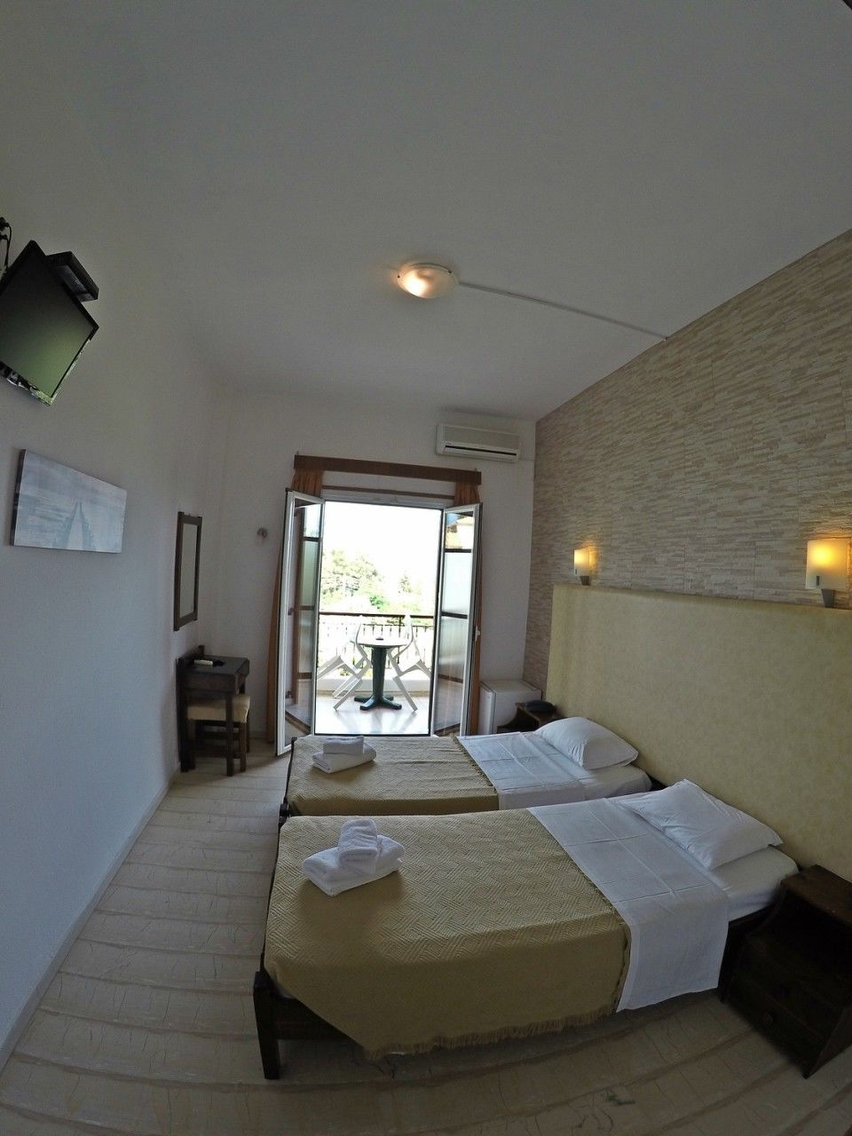 Hotel Tina Limni  Habitación foto